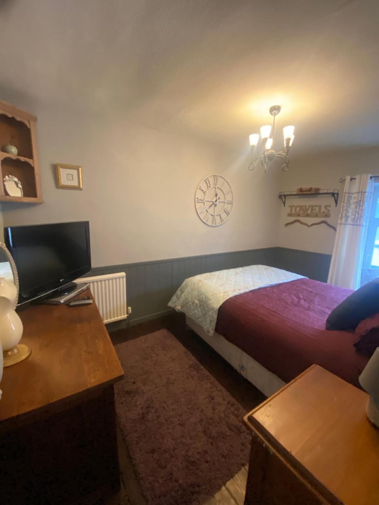 3 Bed Town House Llandeilo Carmarthenshire Villa Eksteriør bilde